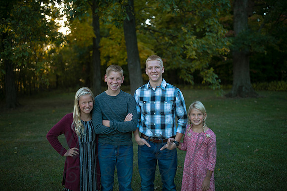Jeremy & Sally Family 2020-9947