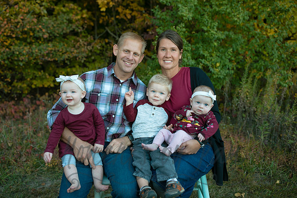 Jeremy & Sally Family 2020-0104