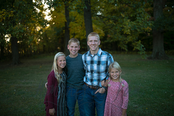Jeremy & Sally Family 2020-9958