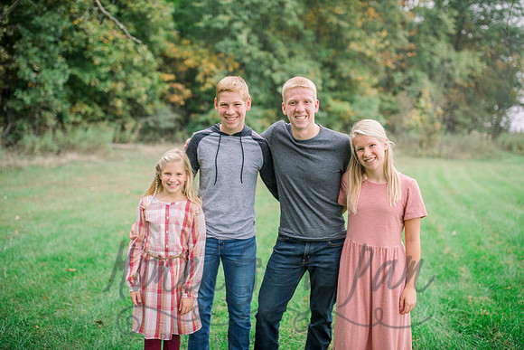 Jeremy & Sally Family 2021-3673