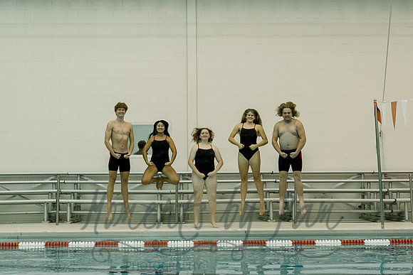 ACHS Swim Seniors Class of 22-4677