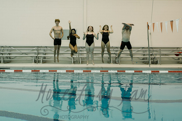 ACHS Swim Seniors Class of 22-4686
