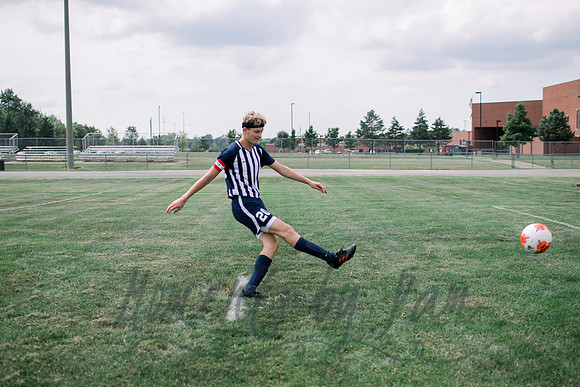 Caden Staub-8999